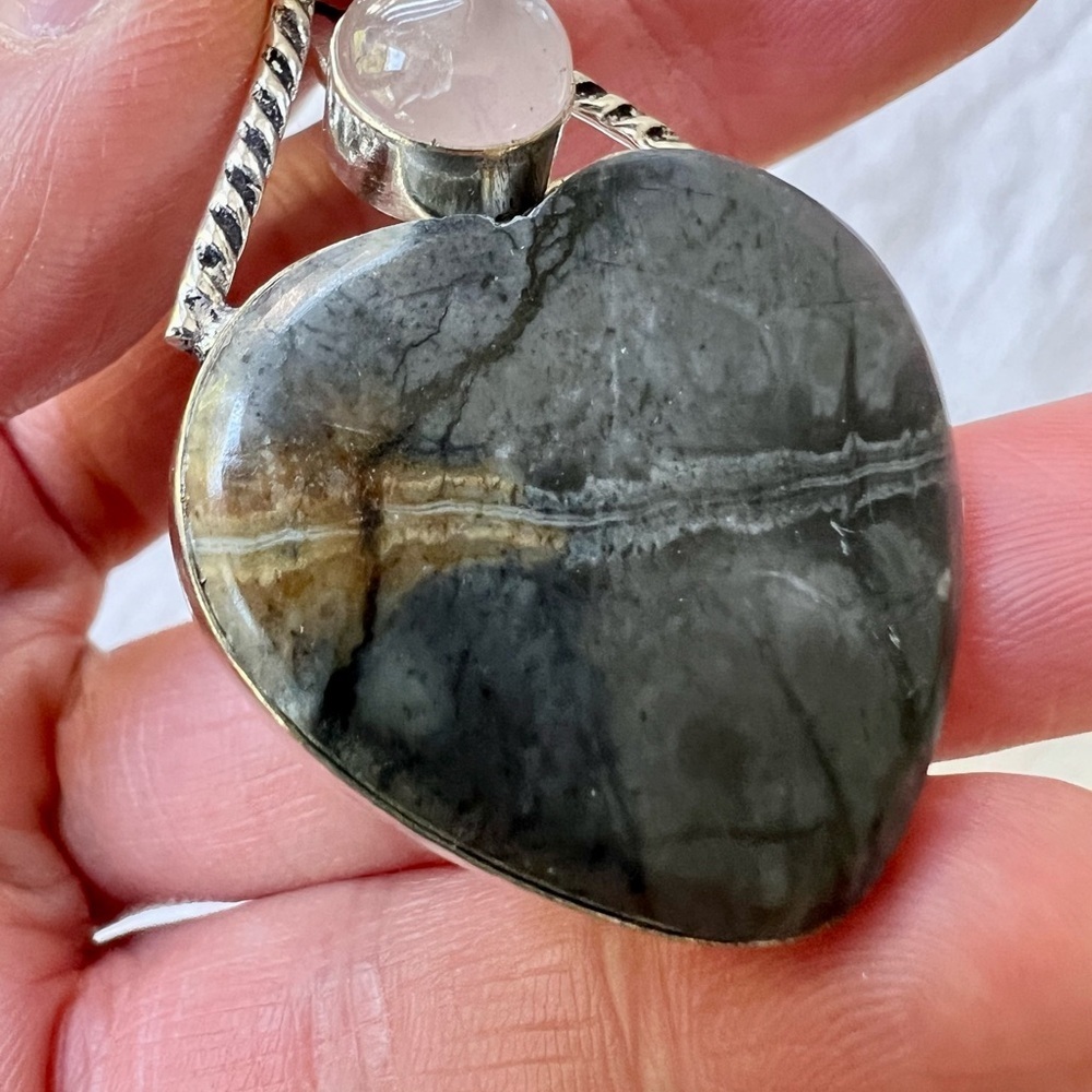 925 Love + Protection Rose Quartz + Banded Onyx Heart ❤️ Necklace Pendant - Picture 4 of 7
